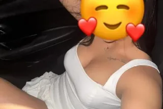 Hey papi Available new girl ❤📲 call me baby or text me 💦💦 all services 😍😈😈 - Image 1